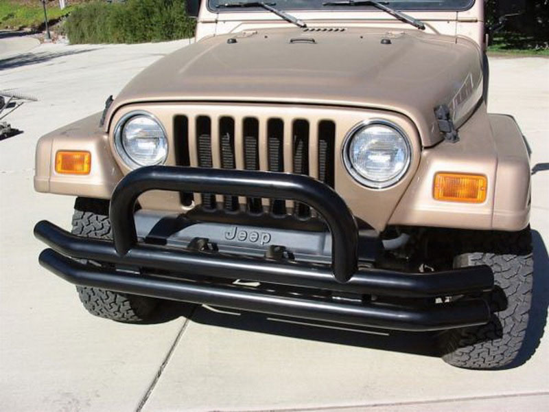 Rampage 8620 | 1976-1983 Jeep CJ5 Double Tube Bumper Front - Black; 1976-1983