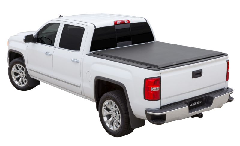 Access 22369 | Limited 2019+ Chevy/GMC Full Size 1500 5ft 8in Box Bed Roll-Up Cover