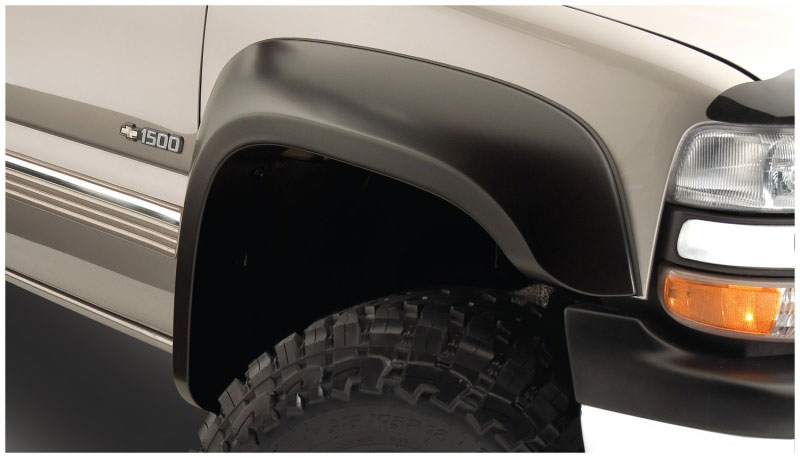 Bushwacker 40103-02 | 07-07 Chevy Silverado 1500 Classic Fleetside Extend-A-Fender Style Flares 2pc - Black; 2007-2007