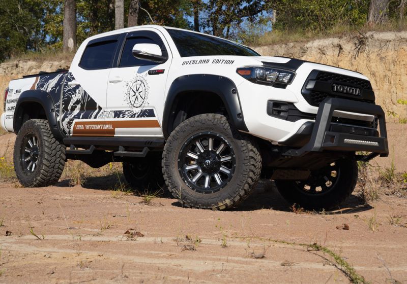 Superlift k252fx | 16-23 Toyota Tacoma 4.5in Lift Kit w/ Fox Front Coilover & 2.0 Rear; 2016-2023