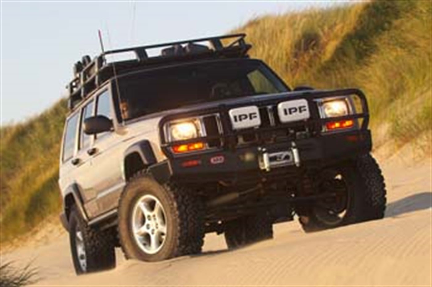 ARB 3450080 | Winchbar Suit Srs Jeep Xj Cherokee 97-01; 1997-2001