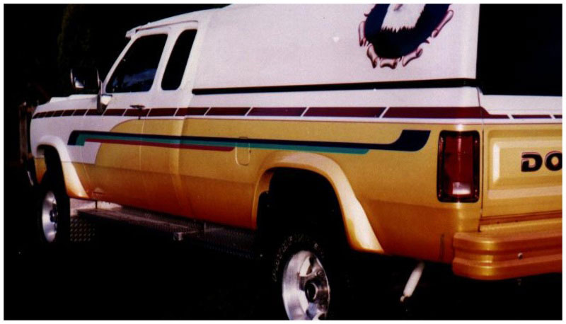 Bushwacker 50901-01 | 81-93 Dodge Ramcharger Extend-A-Fender Style Flares 4pc Excludes Dually - Black; 1981-1993