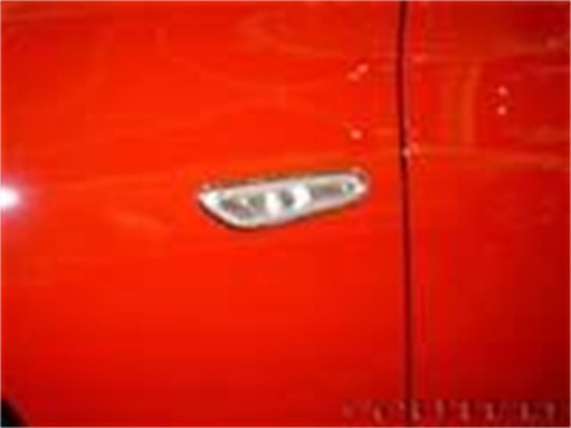 Putco 403604 | 01-05 Toyota RAV4 Side Marker Lamp Covers; 2001-2005