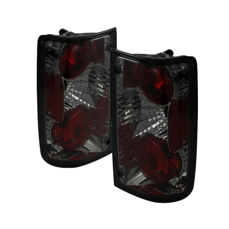 SPYDER 5033710 | Spyder Toyota Pick Up Altezza Tail Lights - Black - (ALT-YD-TP89-SM); 1988-1995