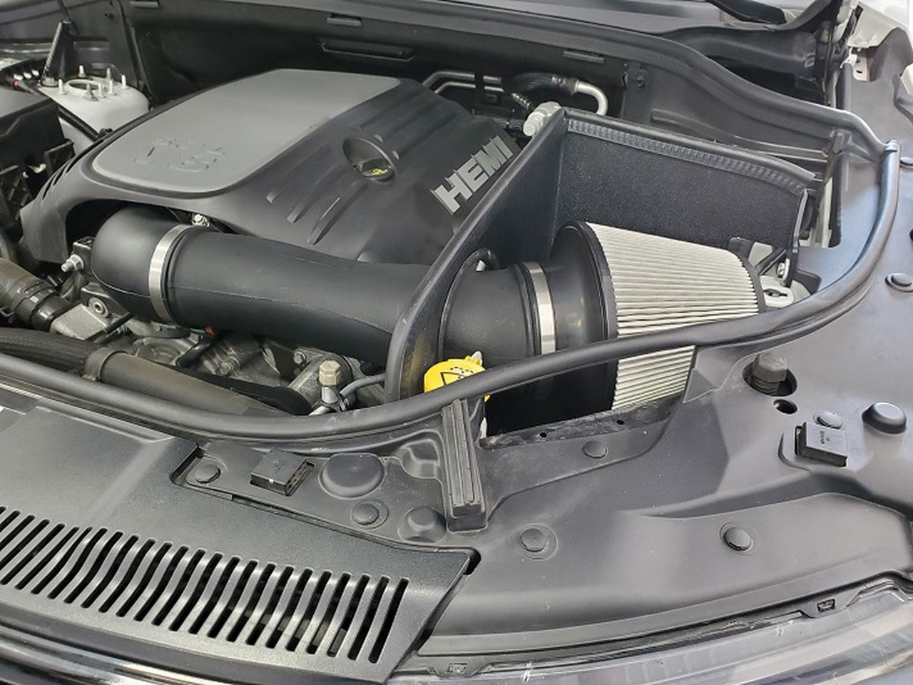 JLT CAI-DJ57-11 | Cold Air Intake for 2011-20 5.7 Grand Cherokee; 2011-2020