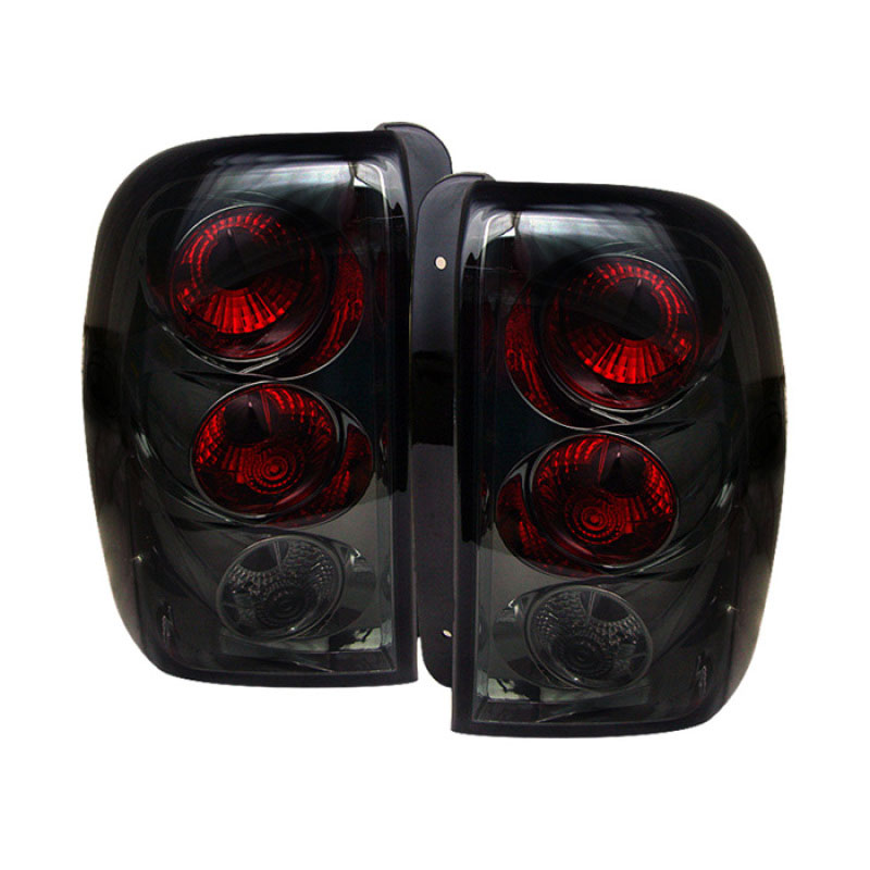 SPYDER 5002204 | Spyder Chevrolet TrailBlazer Altezza Tail Lights - Smoke - (ALT-YD-CTB02-SM); 2002-2009