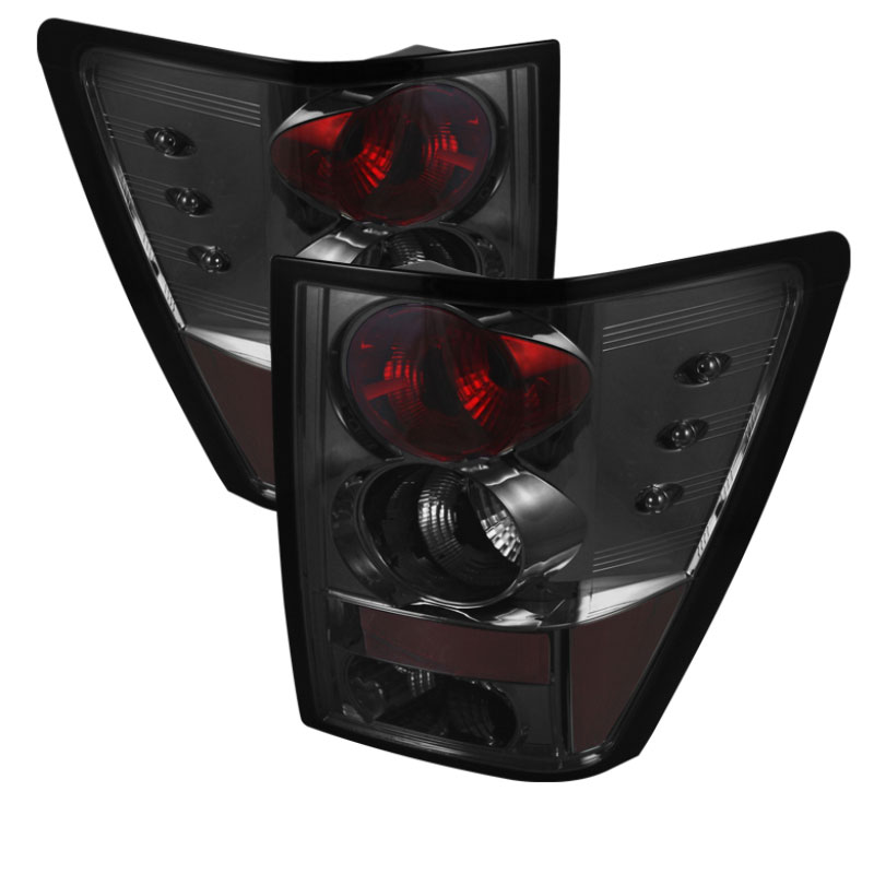 SPYDER 5005564 | Spyder Jeep Grand Cherokee Tail Lights - Smoke - (ALT-YD-JGC05-SM); 2005-2006