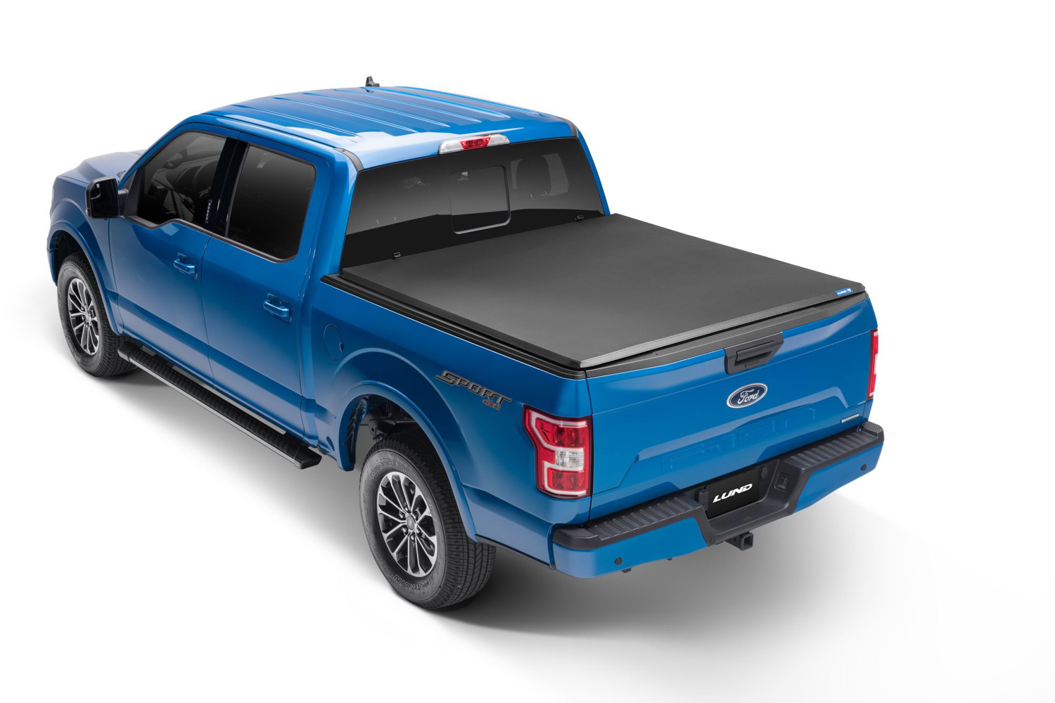 LUND 950115 | Genesis Tri-Fold Tonneau 21- Ford F150 6.5ft Bed; 2021-2021