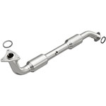 MagnaFlow Conv Direct Fit 13-15 Land Cruiser 5.7; 2013-2015