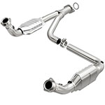 MagnaFlow Direct Fit Converter 07-09 Chevrolet/GMC Silverado/Sierra 2500 HD 6.0L Y-Pipe Assembly excludes Classic