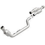 MagnaFlow Direct Fit Converter Mercedes CLK320 01-03 Driver Side